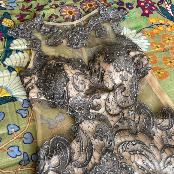 Dave & Johnny Sleeveless Mesh Lace Mini Dress Size 1/2 - Picture 9 of 14